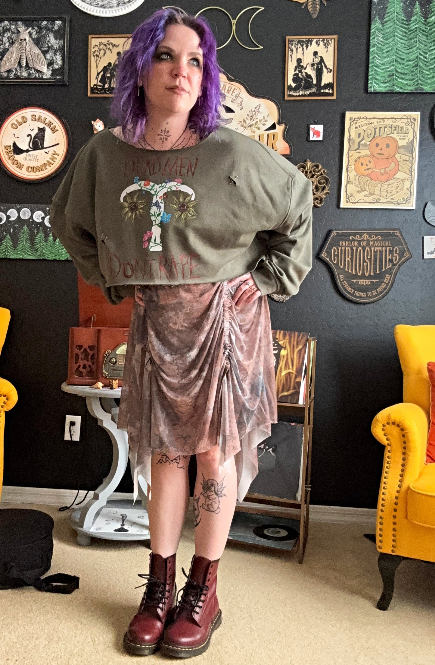 Cropped Grunge DMDR Olive Green Hoodie