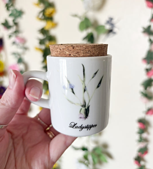 Vintage Cup Herb Holder