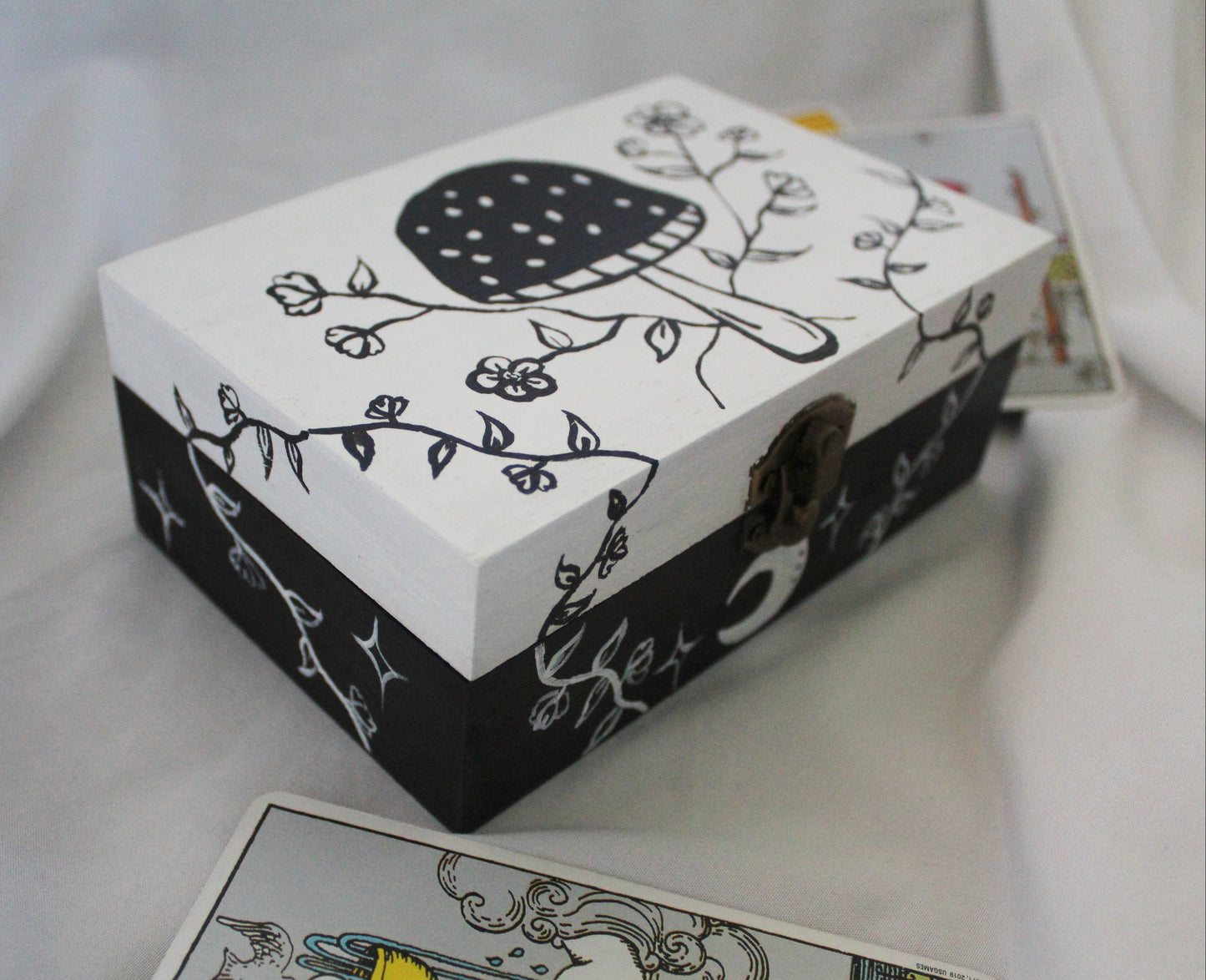 Mushroom Tarot Card Box