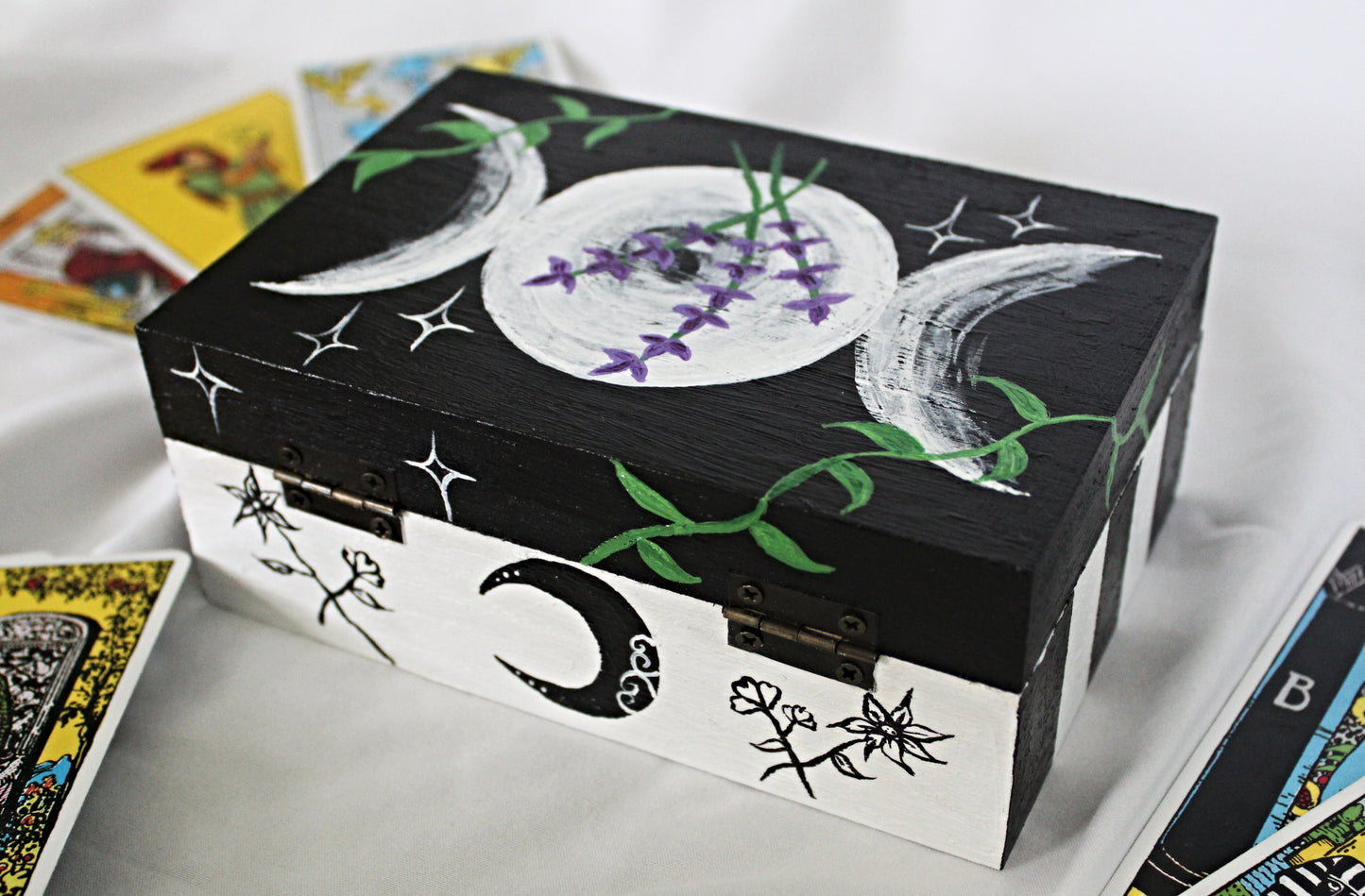 Lavender Moon Tarot Box