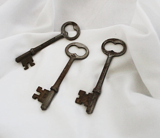 Vintage Key