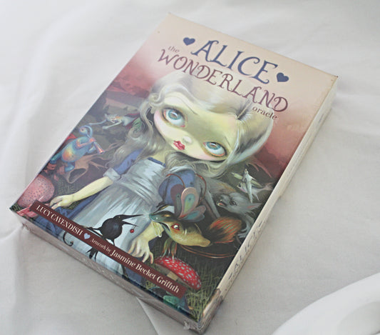 Alice the Wonderland Oracle