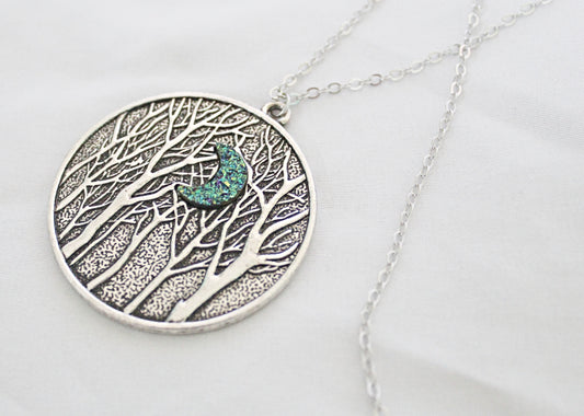 Green Moon Forest Necklac