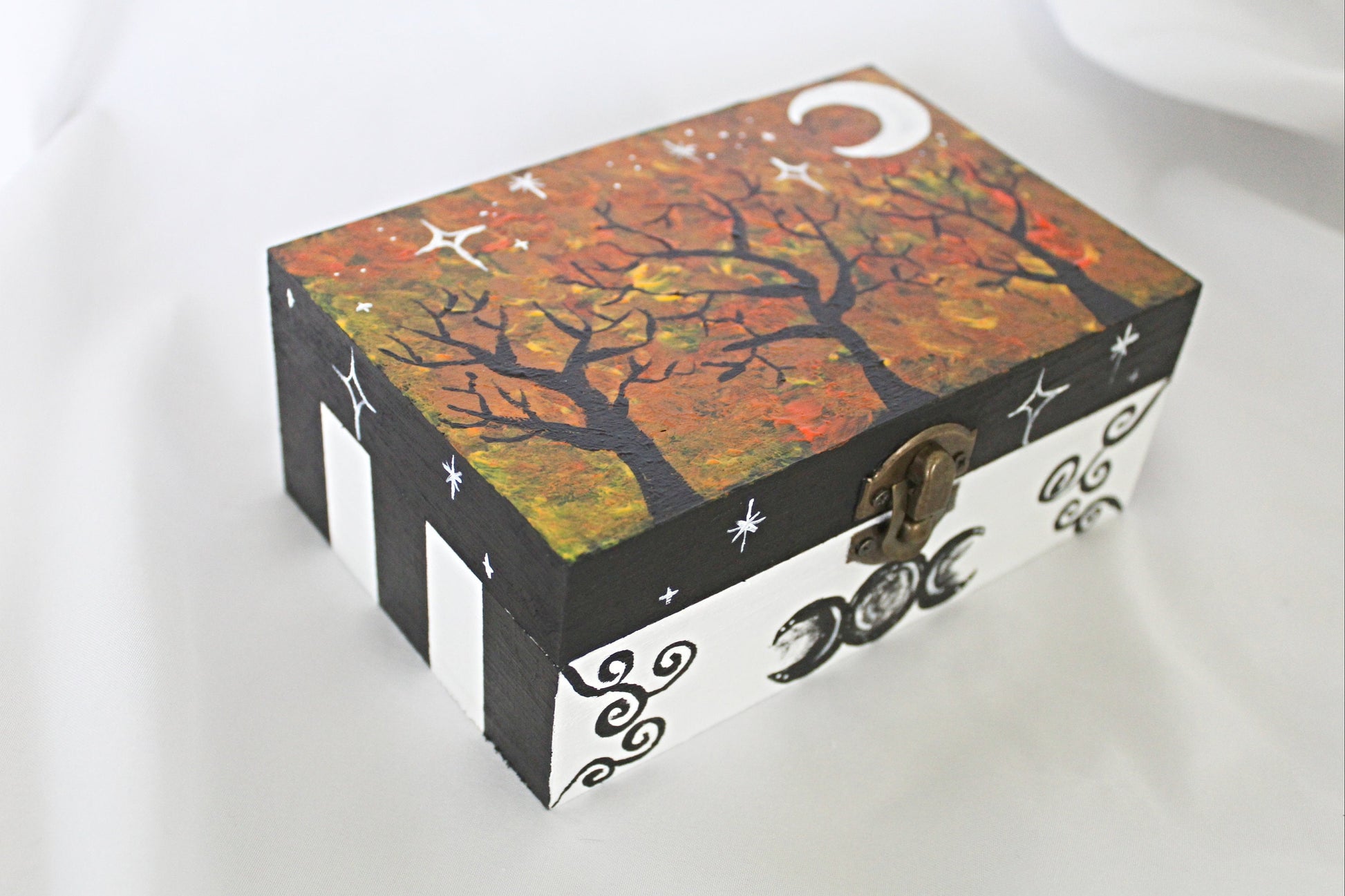Witchy Tree Tarot Card Box, Tarot Card Box, Witch Trinket Box - Wildflower Moon Magic